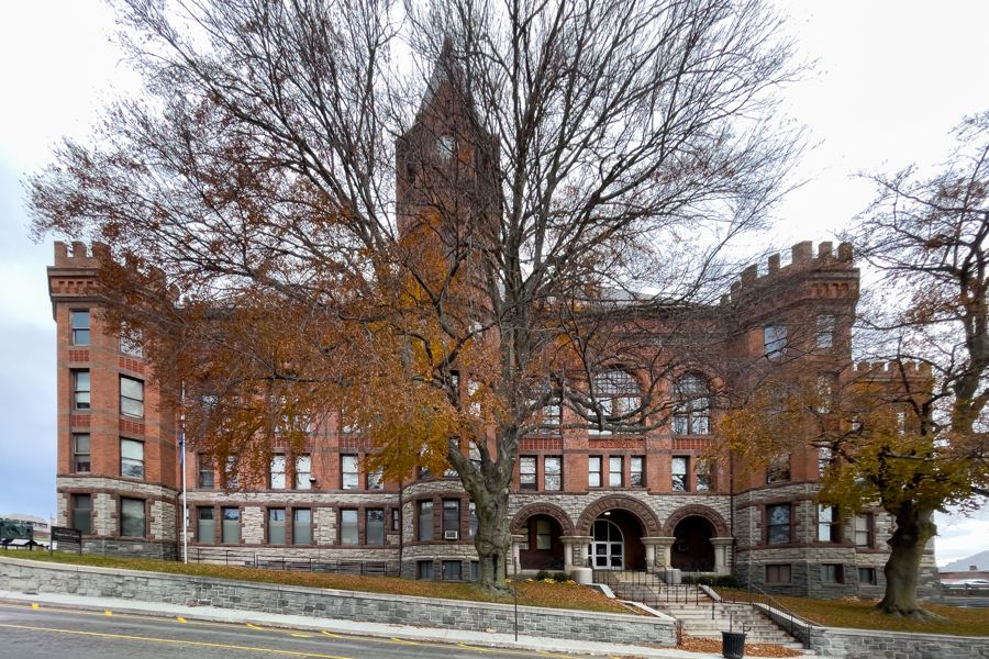 Fairfield County Courthouse, 1061 Main Street, Bridgeport, seat of the Fairfield Judicial District